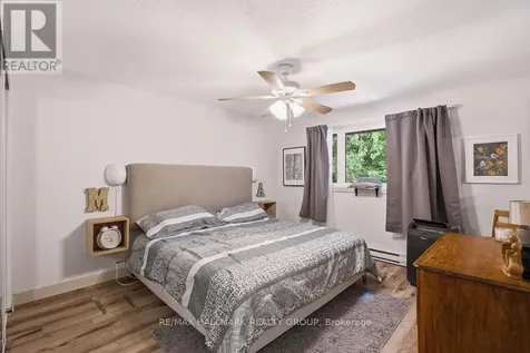 67 Grady Crescent Ottawa ON K2H 5S2