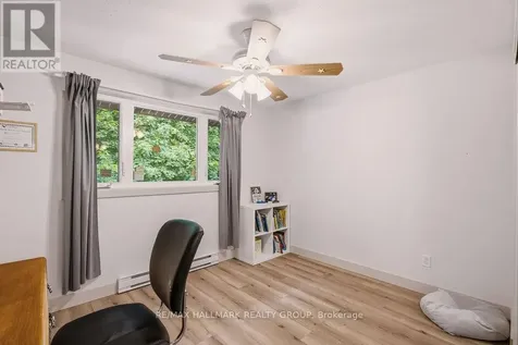 67 Grady Crescent Ottawa ON K2H 5S2