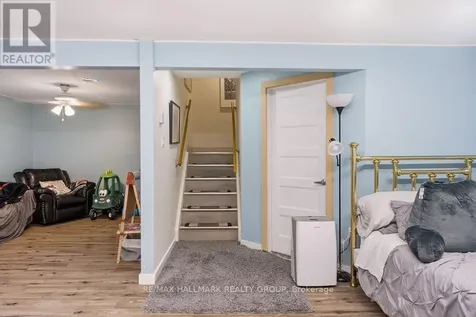 67 Grady Crescent Ottawa ON K2H 5S2