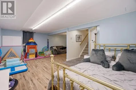 67 Grady Crescent Ottawa ON K2H 5S2