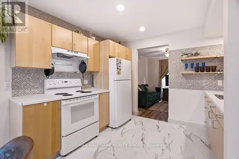 67 Grady Crescent Ottawa ON K2H 5S2