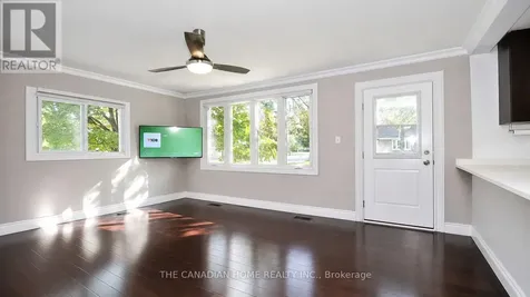 142 Winston Boulevard Cambridge ON N3C 1L9