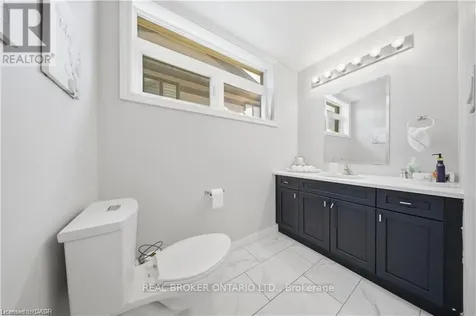 176 Wheat Lane Kitchener ON N2R 1R7