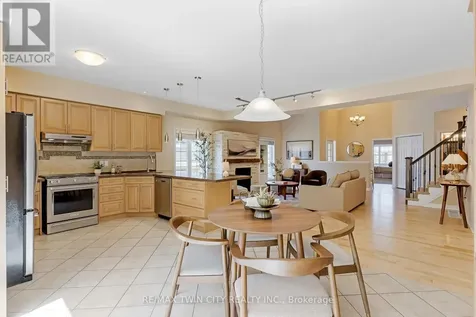 227 Chestnut Hill Crescent Kitchener ON N2P 2X3