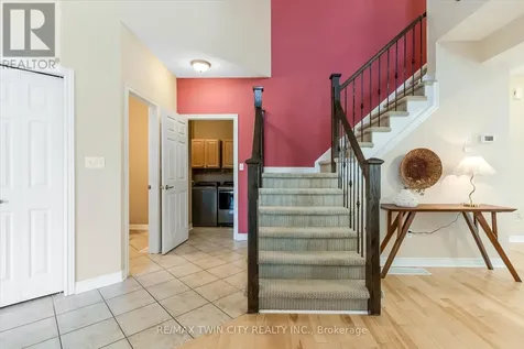 227 Chestnut Hill Crescent Kitchener ON N2P 2X3