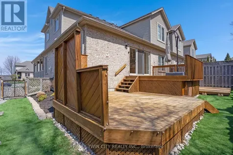 227 Chestnut Hill Crescent Kitchener ON N2P 2X3