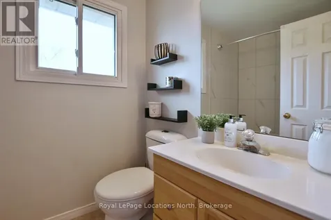 514 Tenth Street Collingwood ON L9Y 2H3