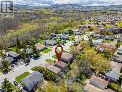 514 Tenth Street Collingwood ON L9Y 2H3