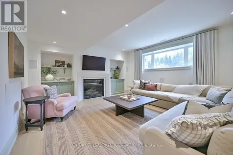 43 Newton Reed Crescent Uxbridge ON L9P 0R3
