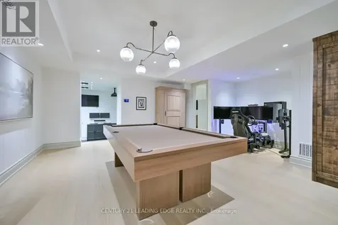 43 Newton Reed Crescent Uxbridge ON L9P 0R3
