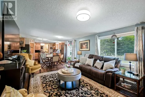 37 Rose Drive Kearney ON P0A 1M0