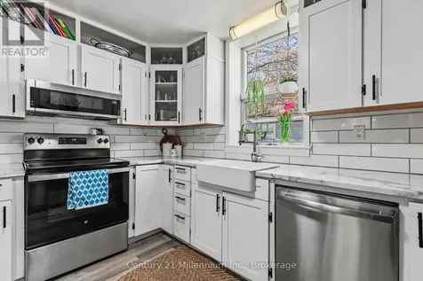 16 Peter Street Grey Highlands ON N0C 1E0