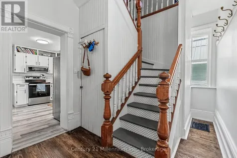 16 Peter Street Grey Highlands ON N0C 1E0