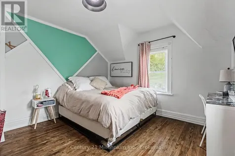 16 Peter Street Grey Highlands ON N0C 1E0