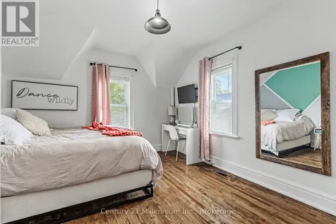 16 Peter Street Grey Highlands ON N0C 1E0
