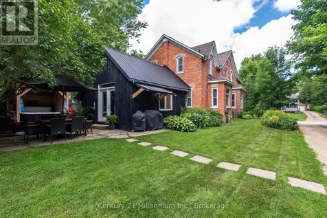 16 Peter Street Grey Highlands ON N0C 1E0