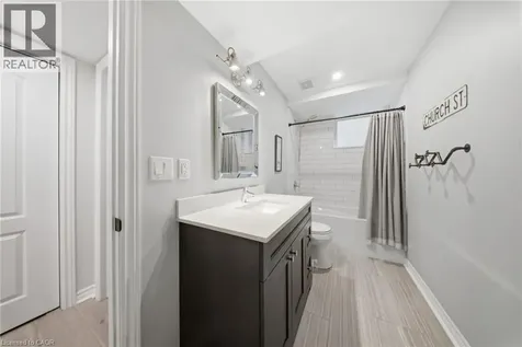419 Rideau River Street Waterloo ON N2V 2Y4