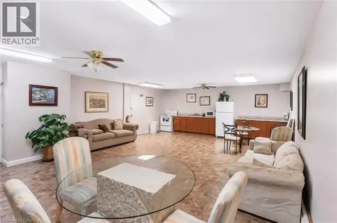 793 Colborne Street Brantford ON N3S 7J3
