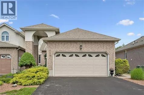 658 Ellesmere Court Waterloo ON N2V 2H4