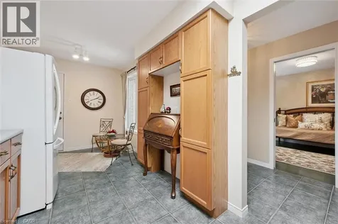 658 Ellesmere Court Waterloo ON N2V 2H4