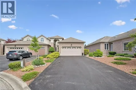 658 Ellesmere Court Waterloo ON N2V 2H4