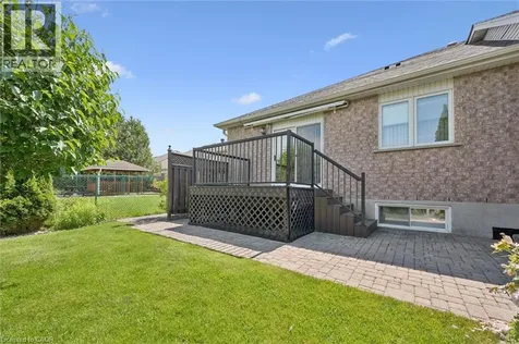 658 Ellesmere Court Waterloo ON N2V 2H4