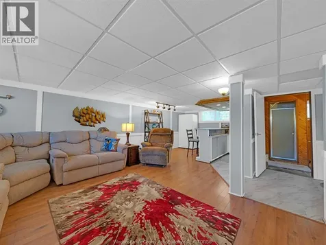 1517 Redwood Road Kingsville ON N9Y 2V4