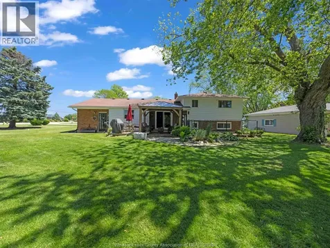 1517 Redwood Road Kingsville ON N9Y 2V4