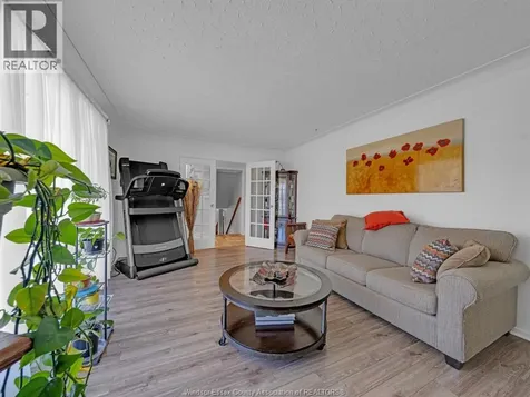 1517 Redwood Road Kingsville ON N9Y 2V4