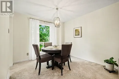 19 Riverbank Court Ottawa ON K2S 1V7
