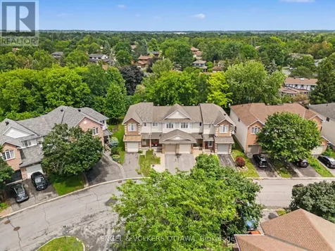 19 Riverbank Court Ottawa ON K2S 1V7