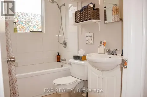 42 Lavergne Street Ottawa ON K1L 5G3