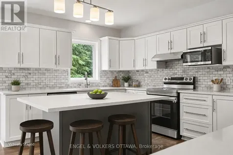 11 Glenrose Court Ottawa ON K2J 4T4