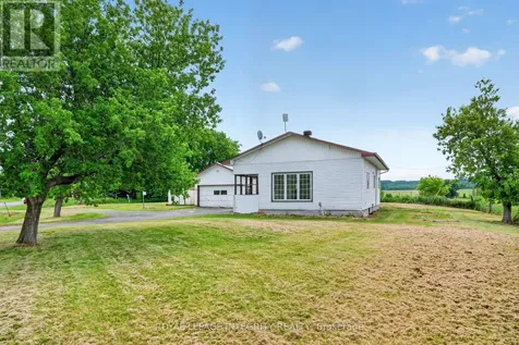 3156 Old Highway 17 Road Clarence-rockland ON K4K 1W3