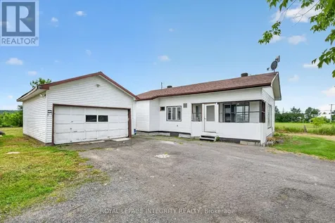 3156 Old Highway 17 Road Clarence-rockland ON K4K 1W3