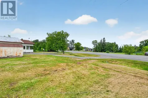 3156 Old Highway 17 Road Clarence-rockland ON K4K 1W3