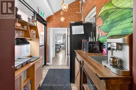 151 Queen Street South Mississauga (streetsville) ON L5M 1L1