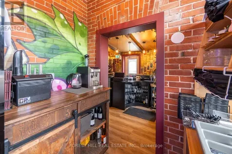 151 Queen Street South Mississauga (streetsville) ON L5M 1L1
