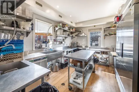 151 Queen Street South Mississauga (streetsville) ON L5M 1L1