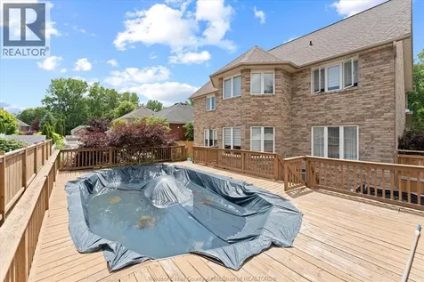 5740 Wayne Street Lasalle ON N9H 2M5