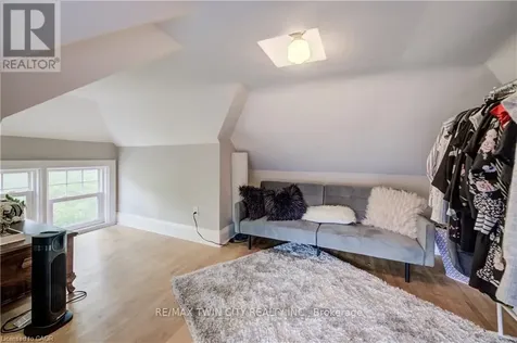 90 Brock Street Kitchener ON N2M 1X3