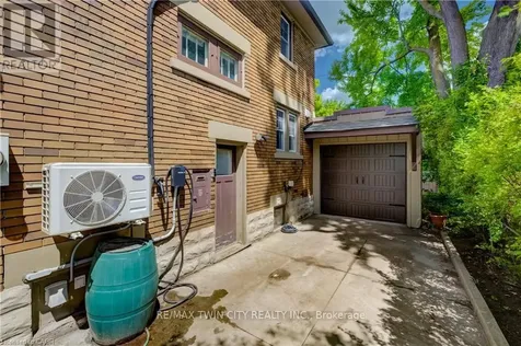 90 Brock Street Kitchener ON N2M 1X3
