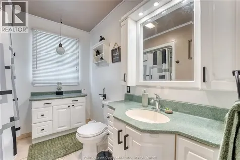 317 Parkside Drive Mcgregor ON N0R 1J0