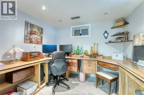 317 Parkside Drive Mcgregor ON N0R 1J0