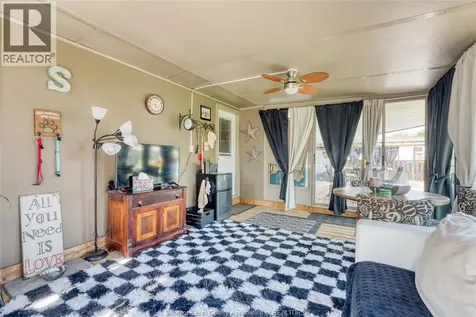 317 Parkside Drive Mcgregor ON N0R 1J0