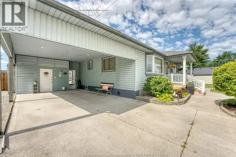 317 Parkside Drive Mcgregor ON N0R 1J0