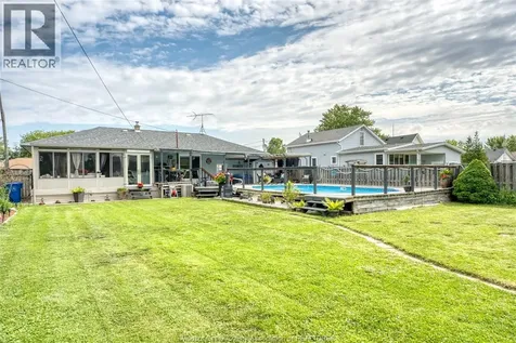 317 Parkside Drive Mcgregor ON N0R 1J0