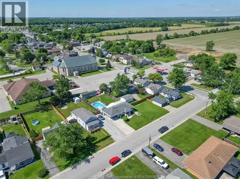 317 Parkside Drive Mcgregor ON N0R 1J0