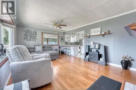 317 Parkside Drive Mcgregor ON N0R 1J0