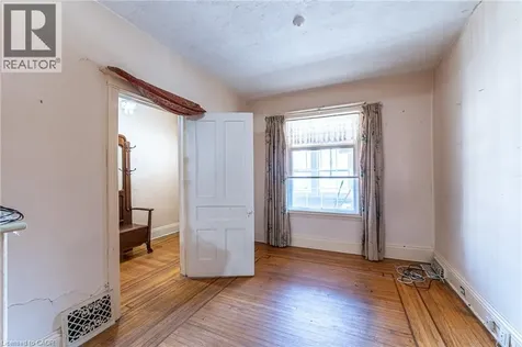 35 Sherman Avenue North Hamilton ON L8L 6L9